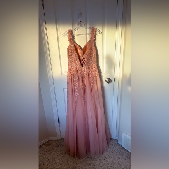 Graduation/ Prom Dress - Picture 11 of 15